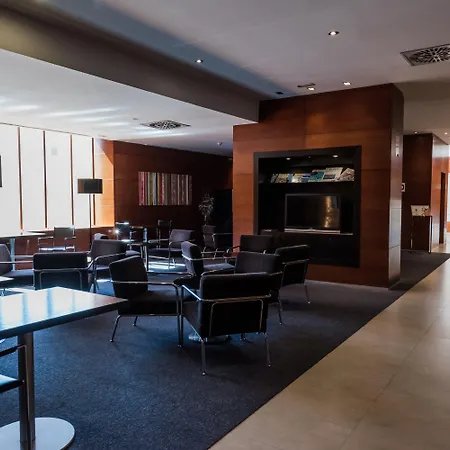 B&B Hotel Elche Эльче