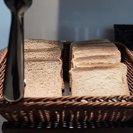 Отель B&B Hotel Elche 3*