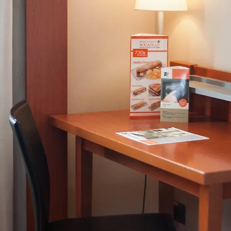 Отель B&B Hotel Elche Эльче