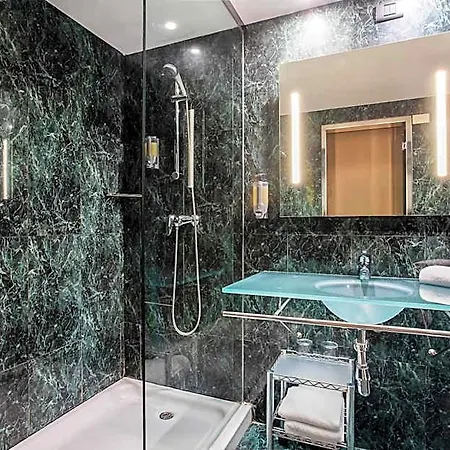 B&B Hotel Elche מלון אלצ'ה