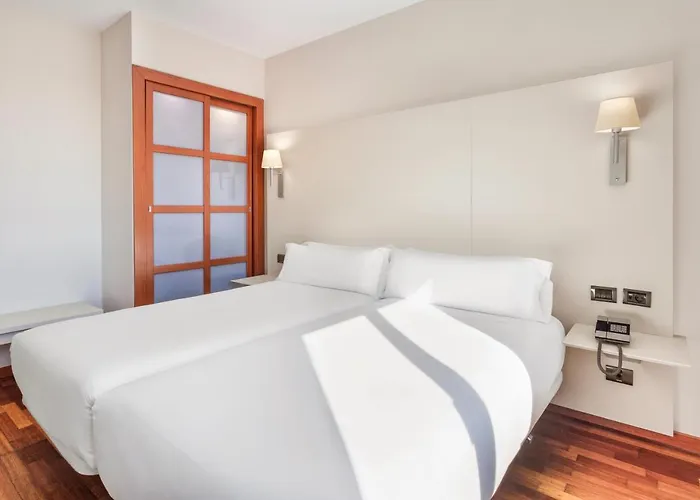 B&B Hotel Elche 3*