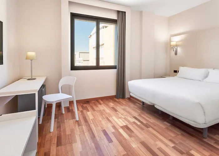 B&B Hotel Elche 3* إلتشه