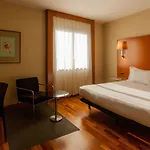 Hotel B&B HOTEL Elche 3*