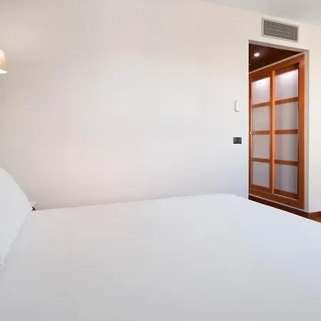 B&B Hotel Elche Elche