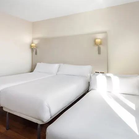 B&B HOTEL Elche 3*