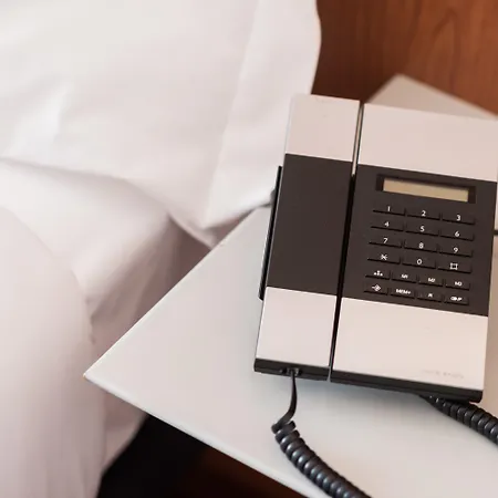 B&B Hotel Elche מלון