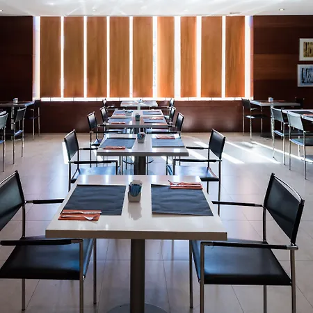 B&B Hotel Elche Szálloda 3*