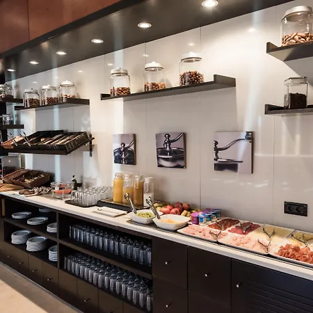 B&B Hotel Elche Szálloda