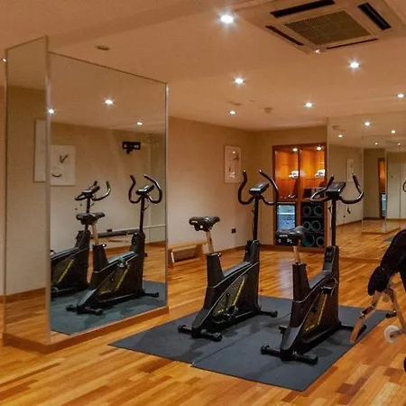 Hotel B&B HOTEL Elche 3*