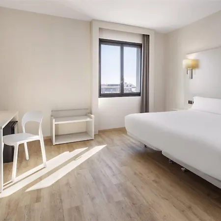 B&B HOTEL Elche 3*
